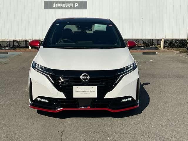 オーラ 1.2 NISMO 日産コネクトカーナビ カーテンエアバッグ エマブレ インテリキー ETC ドラレコ 車線逸脱警報 ワンセグ キーフリーシステム ダブルエアバック 定期点検記録簿 アルミホイール 運転席エアバッグ メモリーナビ 試乗車(7枚目)