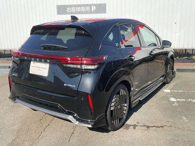 オーラ 1.2 G メーカーコネクトナビ A-WINエアロパーツ 自動(被害軽減)ブレーキ 試乗車アップ LED LKA サイドカメラ ETC ドライブレコーダー カーテンエアバッグ イモビライザー アルミホイール インテリジェントキー パワーウィンドウ ナビTV(2枚目)