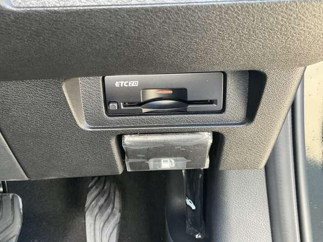 オーラ 1.2 G メーカーコネクトナビ A-WINエアロパーツ 自動(被害軽減)ブレーキ 試乗車アップ LED LKA サイドカメラ ETC ドライブレコーダー カーテンエアバッグ イモビライザー アルミホイール インテリジェントキー パワーウィンドウ ナビTV(9枚目)