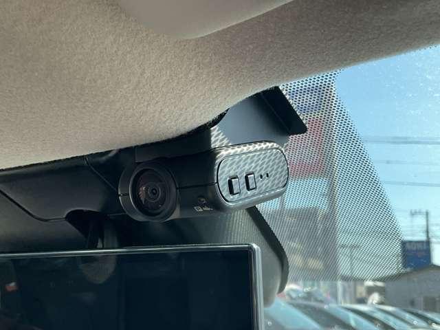 オーラ 1.2 G メーカーコネクトナビ A-WINエアロパーツ 自動(被害軽減)ブレーキ 試乗車アップ LED LKA サイドカメラ ETC ドライブレコーダー カーテンエアバッグ イモビライザー アルミホイール インテリジェントキー パワーウィンドウ ナビTV(10枚目)