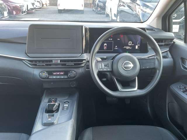 ノート 1.2 S オーディオレス アラウンドビューモニター 軽減ブレーキ 360°カメラ ワンオーナー LDW バックカメラ サイドカメラ インテリキー イモビライザー LEDヘッド 整備点検記録簿 オートエアコン サイドエアバッグ パワーウインドウ ABS(4枚目)