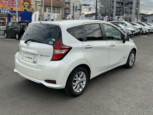 ノート １．２　ｅ－ＰＯＷＥＲ　Ｘ　ケンウッドナビ　記録簿付　運転席助手席エアバック　レーンキープ　ＡＵＴＯエアコン　１オーナー　ナビＴＶ　ＡＷ　運転席エアバッグ　キーレスエントリー　ドラレコ　パワーウィンドウ　パワステ　メモリーナビ　ＡＢＳ　ワンセグ（2枚目）