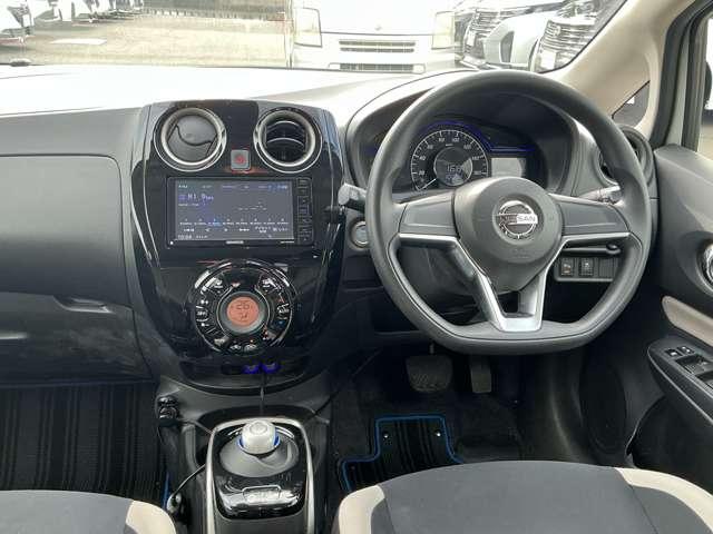 ノート １．２　ｅ－ＰＯＷＥＲ　Ｘ　ケンウッドナビ　記録簿付　運転席助手席エアバック　レーンキープ　ＡＵＴＯエアコン　１オーナー　ナビＴＶ　ＡＷ　運転席エアバッグ　キーレスエントリー　ドラレコ　パワーウィンドウ　パワステ　メモリーナビ　ＡＢＳ　ワンセグ（4枚目）