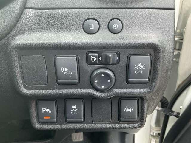 ノート １．２　ｅ－ＰＯＷＥＲ　Ｘ　ケンウッドナビ　記録簿付　運転席助手席エアバック　レーンキープ　ＡＵＴＯエアコン　１オーナー　ナビＴＶ　ＡＷ　運転席エアバッグ　キーレスエントリー　ドラレコ　パワーウィンドウ　パワステ　メモリーナビ　ＡＢＳ　ワンセグ（5枚目）