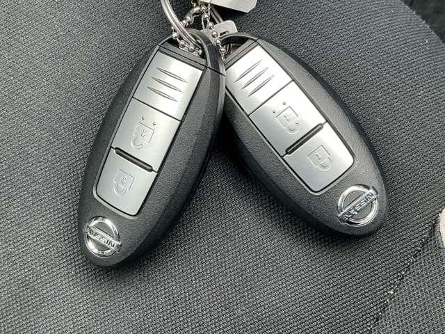 ノート １．２　ｅ－ＰＯＷＥＲ　Ｘ　ケンウッドナビ　記録簿付　運転席助手席エアバック　レーンキープ　ＡＵＴＯエアコン　１オーナー　ナビＴＶ　ＡＷ　運転席エアバッグ　キーレスエントリー　ドラレコ　パワーウィンドウ　パワステ　メモリーナビ　ＡＢＳ　ワンセグ（10枚目）