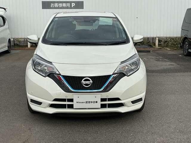 ノート １．２　ｅ－ＰＯＷＥＲ　Ｘ　ケンウッドナビ　記録簿付　運転席助手席エアバック　レーンキープ　ＡＵＴＯエアコン　１オーナー　ナビＴＶ　ＡＷ　運転席エアバッグ　キーレスエントリー　ドラレコ　パワーウィンドウ　パワステ　メモリーナビ　ＡＢＳ　ワンセグ（11枚目）