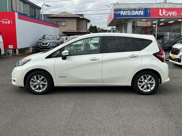 ノート １．２　ｅ－ＰＯＷＥＲ　Ｘ　ケンウッドナビ　記録簿付　運転席助手席エアバック　レーンキープ　ＡＵＴＯエアコン　１オーナー　ナビＴＶ　ＡＷ　運転席エアバッグ　キーレスエントリー　ドラレコ　パワーウィンドウ　パワステ　メモリーナビ　ＡＢＳ　ワンセグ（16枚目）