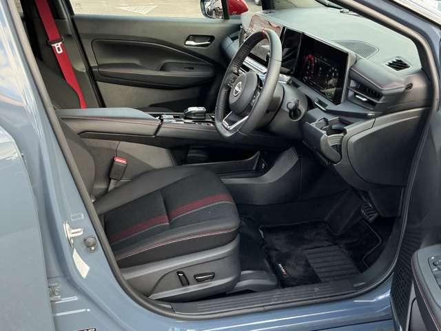 オーラ １．２　ＮＩＳＭＯ　日産純正コネクトカーナビ　カーテンエアバッグ　エマブレ　インテリキー　ＥＴＣ　ドラレコ　車線逸脱警報　ワンセグ　キーフリーシステム　ダブルエアバック　定期点検記録簿　アルミホイール　運転席エアバッグ　メモリーナビ　試乗車（6枚目）