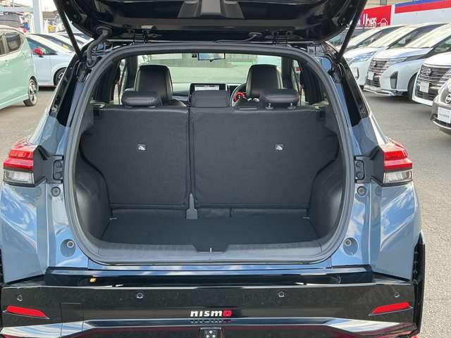 オーラ １．２　ＮＩＳＭＯ　日産純正コネクトカーナビ　カーテンエアバッグ　エマブレ　インテリキー　ＥＴＣ　ドラレコ　車線逸脱警報　ワンセグ　キーフリーシステム　ダブルエアバック　定期点検記録簿　アルミホイール　運転席エアバッグ　メモリーナビ　試乗車（8枚目）