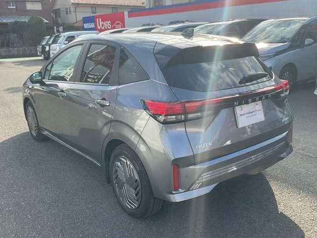 ノート 1.2 X メモリーナビ アラウンドビューモニター リアカメラ 衝突被害軽減ブレ-キ 全方位カメラ ETC付 LEDヘッドライト レーンアシスト インテリジェントキー ワンオーナー ドラレコ 整備記録簿 盗難防止システム ワンセグTV TVナビ ABS(20枚目)
