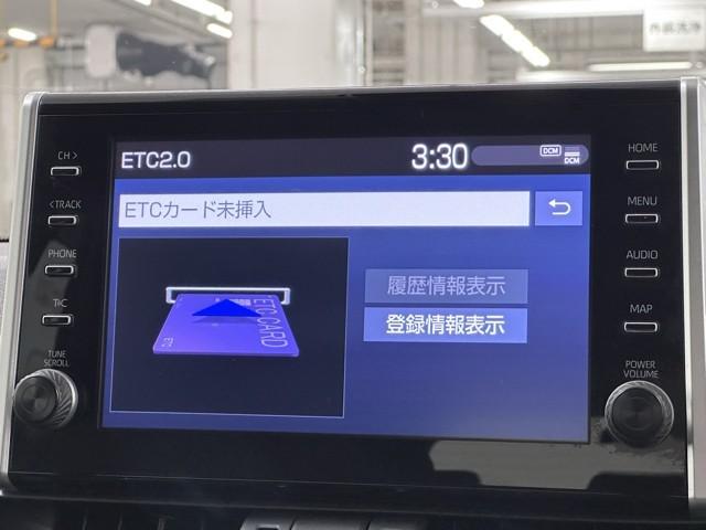 ＲＡＶ４ Ｇ　Ｚパッケージ　インテリジェントクリアランスソナー　パノラマルーフ　整備記録簿　ＡＷＤ　ＬＥＤライト　アルミホイル　オートクルーズ　横滑り防止装置　バックガイドモニター　盗難防止装置　デュアルエアバッグ　メモリナビ（8枚目）