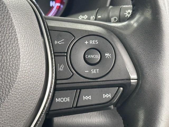 ＲＡＶ４ Ｇ　Ｚパッケージ　インテリジェントクリアランスソナー　パノラマルーフ　整備記録簿　ＡＷＤ　ＬＥＤライト　アルミホイル　オートクルーズ　横滑り防止装置　バックガイドモニター　盗難防止装置　デュアルエアバッグ　メモリナビ（12枚目）