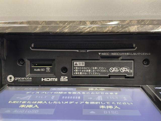 ハイエースバン スーパーＧＬ　ダークプライムＩＩ　ＬＥＤヘットライト　メモリーナビゲーション　ミュージックプレイヤー接続可　地デジ　スマキー　ＡＢＳ　フルフラット　盗難警報装置　運転席エアバッグ　リアクーラー　オートエアコン　パワーウインドウ　記録簿（9枚目）