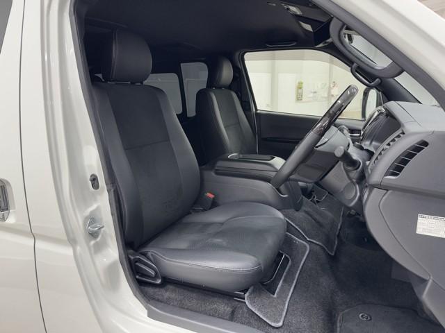 ハイエースバン スーパーＧＬ　ダークプライムＩＩ　ＬＥＤヘットライト　メモリーナビゲーション　ミュージックプレイヤー接続可　地デジ　スマキー　ＡＢＳ　フルフラット　盗難警報装置　運転席エアバッグ　リアクーラー　オートエアコン　パワーウインドウ　記録簿（16枚目）