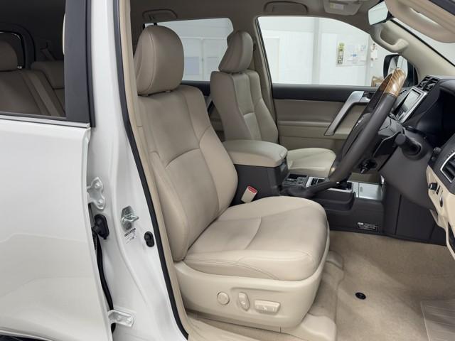 ランドクルーザープラド TZ-G 横滑り防止装置 ナビ&TV LEDライト オートクルーズコントロール ミュージックプレイヤー接続可 パワーウィンドウ 電動シート アルミホイール 3列シート メモリーナビ 4WD エアバッグ ETC(15枚目)