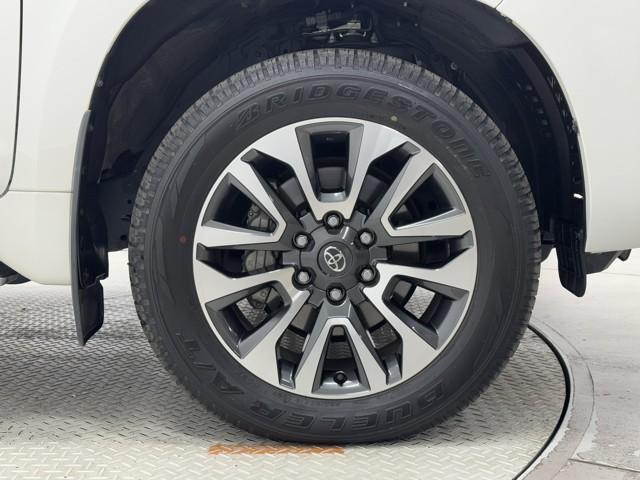 ランドクルーザープラド TZ-G 横滑り防止装置 ナビ&TV LEDライト オートクルーズコントロール ミュージックプレイヤー接続可 パワーウィンドウ 電動シート アルミホイール 3列シート メモリーナビ 4WD エアバッグ ETC(19枚目)