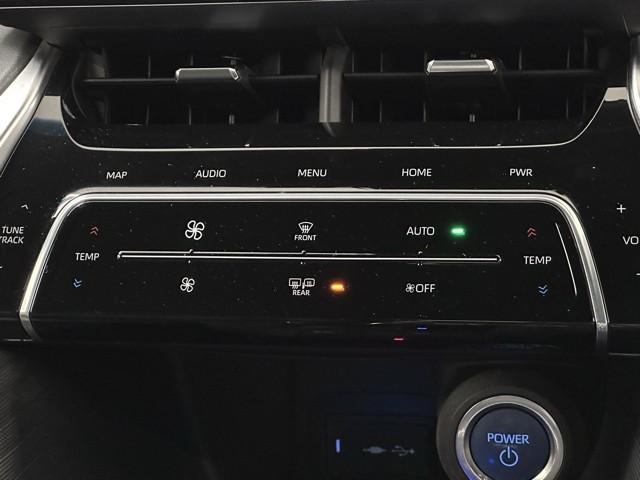 ハリアーハイブリッド Ｚ　地上デジタル　衝突被害軽減　サイドエアバッグ　ＬＥＤランプ　Ｂモニタ　クルコン　ナビＴＶ　１オーナー　アイドリングストップ　横滑り防止装置　スマートキー　盗難防止システム　ＡＢＳ　アルミ　ＥＴＣ付（9枚目）