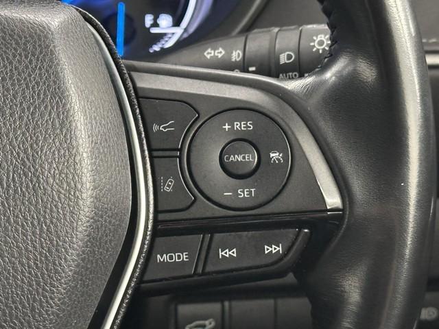 ハリアーハイブリッド Ｚ　地上デジタル　衝突被害軽減　サイドエアバッグ　ＬＥＤランプ　Ｂモニタ　クルコン　ナビＴＶ　１オーナー　アイドリングストップ　横滑り防止装置　スマートキー　盗難防止システム　ＡＢＳ　アルミ　ＥＴＣ付（12枚目）