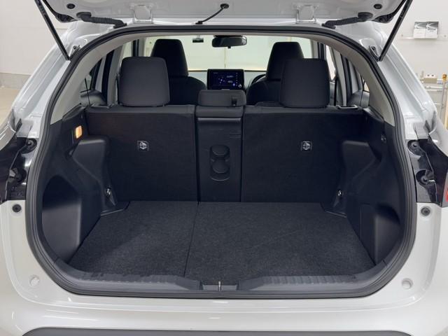 ヤリスクロス G ETC装備 リヤカメラ 点検記録簿 スマートエントリー イモビライザー オートエアコン アルミホイール キーレス パワーウィンドウ クルコン ABS ドライブレコーダー エアバッグ パワーステアリング(17枚目)