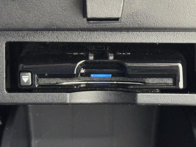 ヴェルファイア ２．５Ｘ　衝突回避システム　Ｗエアコン　エアバッグ　ＡＣ１００Ｖ電源　イモビ　キーレス　ＡＢＳ　ドラレコ　インテリキー　フルフラット　ＡＳ＆Ｇ　ＬＥＤ　４ＷＤ　３列シート　ＥＴＣ　サイドエアバック　記録簿（5枚目）