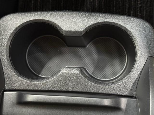 ヴェルファイア ２．５Ｘ　衝突回避システム　Ｗエアコン　エアバッグ　ＡＣ１００Ｖ電源　イモビ　キーレス　ＡＢＳ　ドラレコ　インテリキー　フルフラット　ＡＳ＆Ｇ　ＬＥＤ　４ＷＤ　３列シート　ＥＴＣ　サイドエアバック　記録簿（7枚目）