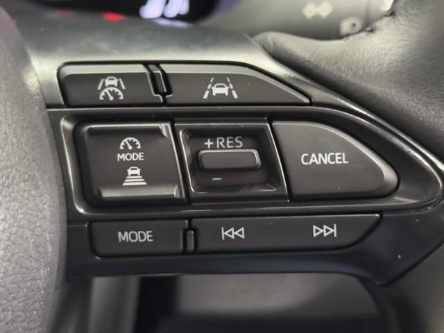 ヤリスクロス Ｇ　ＥＴＣ装備　リヤカメラ　点検記録簿　スマートエントリー　イモビライザー　オートエアコン　アルミホイール　キーレス　パワーウィンドウ　クルコン　ＡＢＳ　ドライブレコーダー　エアバッグ　パワーステアリング（12枚目）