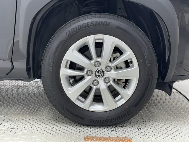 ヤリスクロス Ｇ　ＥＴＣ装備　リヤカメラ　点検記録簿　スマートエントリー　イモビライザー　オートエアコン　アルミホイール　キーレス　パワーウィンドウ　クルコン　ＡＢＳ　ドライブレコーダー　エアバッグ　パワーステアリング（18枚目）