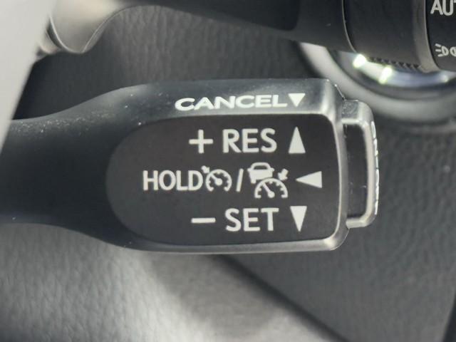 C-HR G ドライブレコーダー付 衝突軽減 ESC 100V電源 キーレスエントリー Iストップ LEDライト Bカメ 盗難防止システム 半革シート オートクルーズコントロール 整備記録簿 スマートキー ナビ付(9枚目)