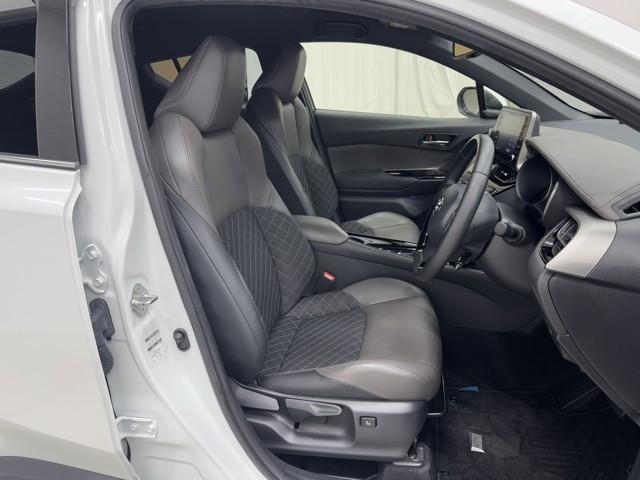 C-HR G ドライブレコーダー付 衝突軽減 ESC 100V電源 キーレスエントリー Iストップ LEDライト Bカメ 盗難防止システム 半革シート オートクルーズコントロール 整備記録簿 スマートキー ナビ付(14枚目)
