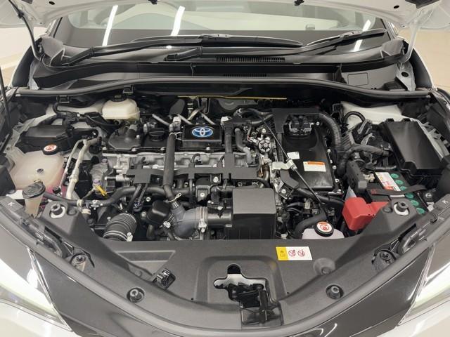 C-HR G ドライブレコーダー付 衝突軽減 ESC 100V電源 キーレスエントリー Iストップ LEDライト Bカメ 盗難防止システム 半革シート オートクルーズコントロール 整備記録簿 スマートキー ナビ付(19枚目)