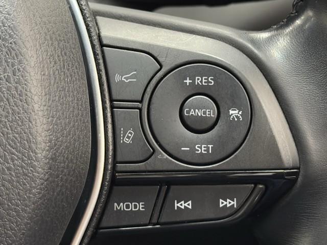 ハリアーハイブリッド Ｚ　地上デジタル　衝突被害軽減　サイドエアバッグ　ＬＥＤランプ　Ｂモニタ　クルコン　ナビＴＶ　１オーナー　アイドリングストップ　横滑り防止装置　スマートキー　盗難防止システム　ＡＢＳ　アルミ　ＥＴＣ付（9枚目）