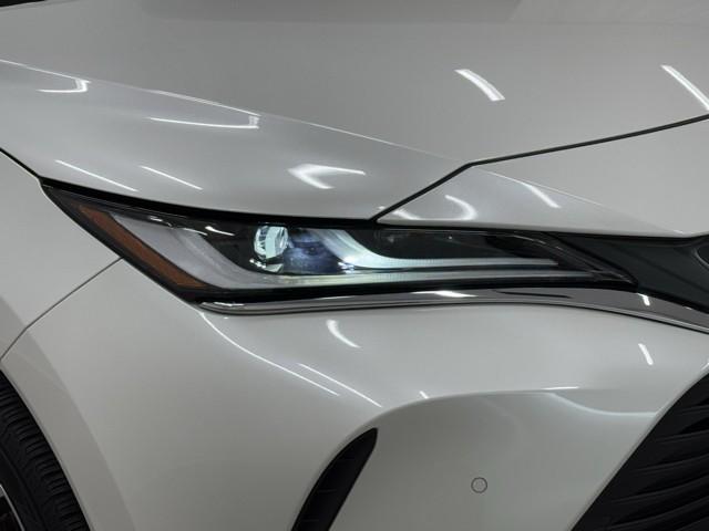 ハリアーハイブリッド Ｚ　地上デジタル　衝突被害軽減　サイドエアバッグ　ＬＥＤランプ　Ｂモニタ　クルコン　ナビＴＶ　１オーナー　アイドリングストップ　横滑り防止装置　スマートキー　盗難防止システム　ＡＢＳ　アルミ　ＥＴＣ付（19枚目）