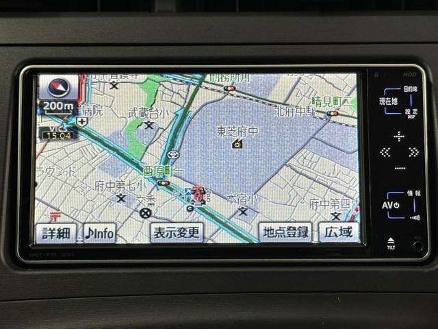 プリウス Ｓ　アイドリングストップ搭載　Ｂモニタ－　インテリキー　ＨＤＤナビゲーション　デュアルエアバック　エアＢ　イモビライザー　ドライブレコ－ダ－　ＤＶＤ再生可能　ナビＴＶ　ＡＵＴＯエアコン　横スベリ防止（5枚目）