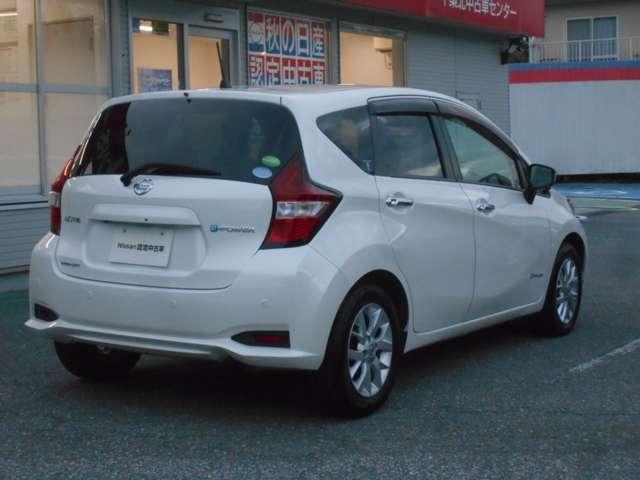ノート １．２　ｅ－ＰＯＷＥＲ　メダリスト　被害軽減ブレーキ　ＴＶナビ　ドライブレコーダ　バックモニター　インテリキー　盗難防止装置　ＬＥＤランプ　車線逸脱警報システム　ワンオーナー　キーフリー　アルミホイール　オートエアコン　記録簿　ＡＢＳ（2枚目）