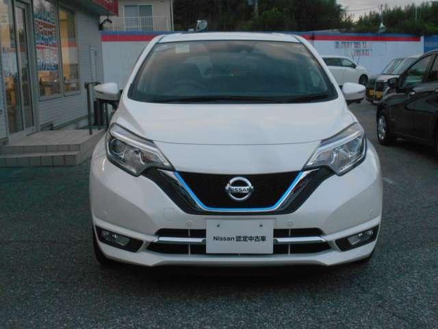 ノート １．２　ｅ－ＰＯＷＥＲ　メダリスト　被害軽減ブレーキ　ＴＶナビ　ドライブレコーダ　バックモニター　インテリキー　盗難防止装置　ＬＥＤランプ　車線逸脱警報システム　ワンオーナー　キーフリー　アルミホイール　オートエアコン　記録簿　ＡＢＳ（17枚目）