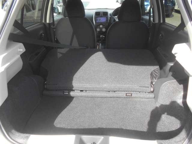 マーチ １．２　Ｘ　Ｖセレクション　ＥＴＣ車載器　盗難防止装置　スマートキー　オートエアコン　キーフリー　Ｗエアバック　メンテナンスノート　ワンオーナー　ワンセグＴＶ　ＡＢＳ　パワーウィンドウ　パワーステアリング　メモリーナビ　ナビＴＶ（10枚目）