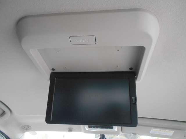 セレナ １．２　ｅ－ＰＯＷＥＲ　ハイウェイスター　Ｖ　３６０°カメラ　エマジェンシーブレーキ　１オナ　スマキー　バックカメラ　ＬＥＤ　レーンアシスト　点検記録簿付　ＥＴＣ　ドラレコ　イモビ　サイドカーテンエアバック　フルオートエアコン　アルミホイール（9枚目）