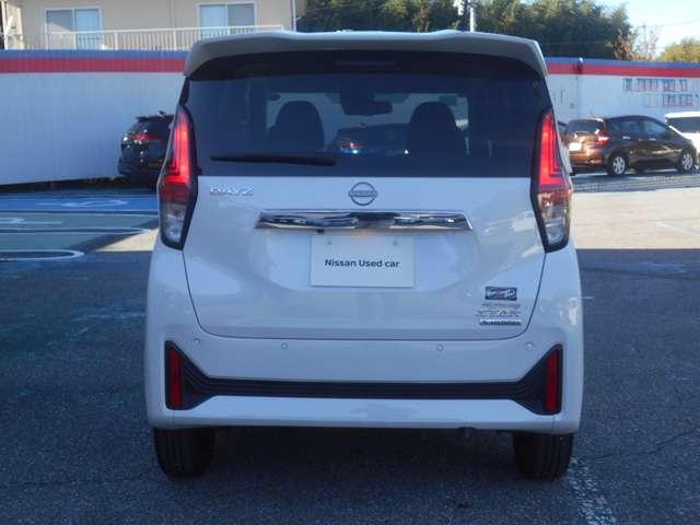 デイズ 660 ハイウェイスターX プロパイロット エディション 日 産 認 定 中 古 車 特 選 車 スマートキー&プッシュスタート 禁煙 LEDヘッド レーダークルーズ 盗難防止装置 ワンオ-ナ- アイドリングストップ LKAS パワーステアリング 点検記録簿 オートエアコン Bカメラ ワンセグ(18枚目)