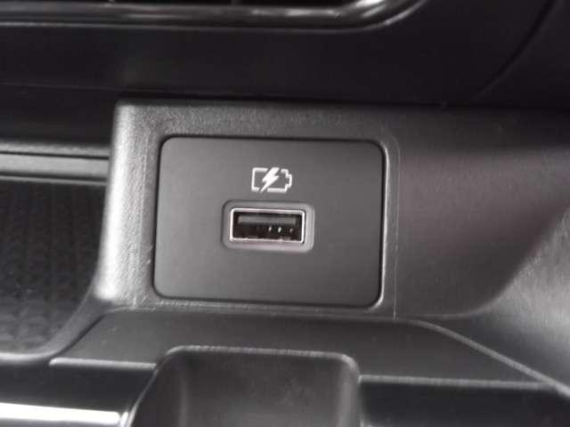 デイズ ６６０　ハイウェイスターＧターボ　プロパイロット　エディション　雹　害　車　要　現　車　確　認　アルミ　イモビ　エアバック　ＥＴＣ車載器　ＬＥＤヘッドライト　レーダークルーズ　インテリジェントキー　レーンアシスト　キーレス　ドライブレコーダー　サイドカメラ　アイドリングストップ　エアコン　ＡＢＳ（11枚目）