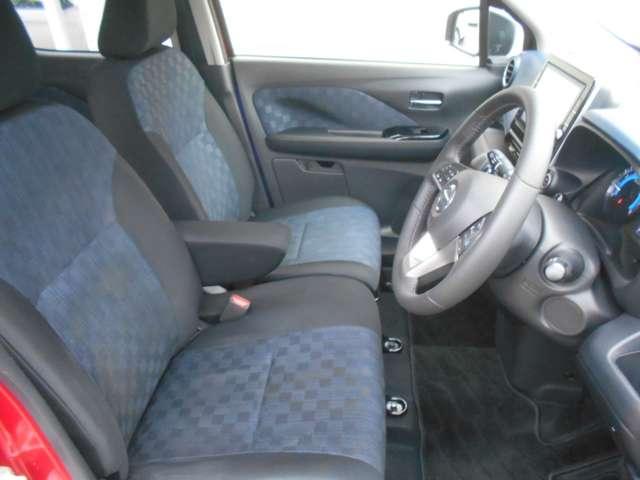 デイズ ６６０　ハイウェイスターＧターボ　プロパイロット　エディション　雹　害　車　要　現　車　確　認　アルミ　イモビ　エアバック　ＥＴＣ車載器　ＬＥＤヘッドライト　レーダークルーズ　インテリジェントキー　レーンアシスト　キーレス　ドライブレコーダー　サイドカメラ　アイドリングストップ　エアコン　ＡＢＳ（17枚目）