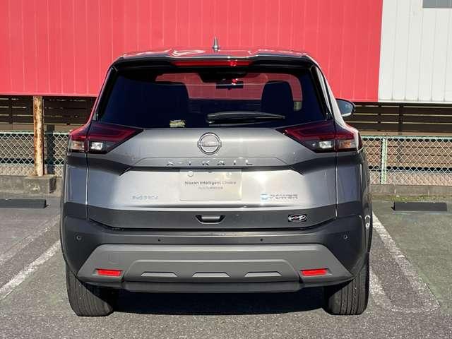 エクストレイル １．５　Ｘ　ｅ－４ＯＲＣＥ　４ＷＤ　メーカーナビ　プロパイロット　防止シート　エマブレ　１オーナー　レーンキープアシスト　アダプティブクルーズコントロール　禁煙　バックモニター　ＬＥＤヘッドライト　インテリジェントキー　ＥＴＣ　４ＷＤ　記録簿　寒冷地仕様　キーレスエントリー（16枚目）