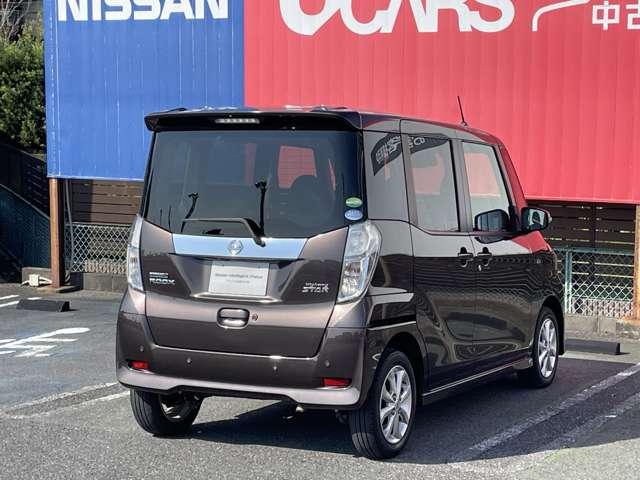 デイズルークス ６６０　ハイウェイスター　Ｘターボ　当社下取ワンオーナー　メモリーナビ　アラ　車線逸脱警報装置　ナビ・ＴＶ　サイドエアバック　Ｗエアバック　アイドリングＳＴＯＰ　ワンオーナー　スマートキー＆プッシュスタート　両側スライド片側電動　ＥＴＣ車載器　禁煙車　盗難防止　Ｂカメラ　アルミ（2枚目）