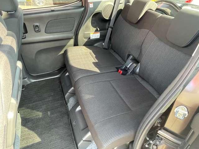 デイズルークス ６６０　ハイウェイスター　Ｘターボ　当社下取ワンオーナー　メモリーナビ　アラ　車線逸脱警報装置　ナビ・ＴＶ　サイドエアバック　Ｗエアバック　アイドリングＳＴＯＰ　ワンオーナー　スマートキー＆プッシュスタート　両側スライド片側電動　ＥＴＣ車載器　禁煙車　盗難防止　Ｂカメラ　アルミ（12枚目）