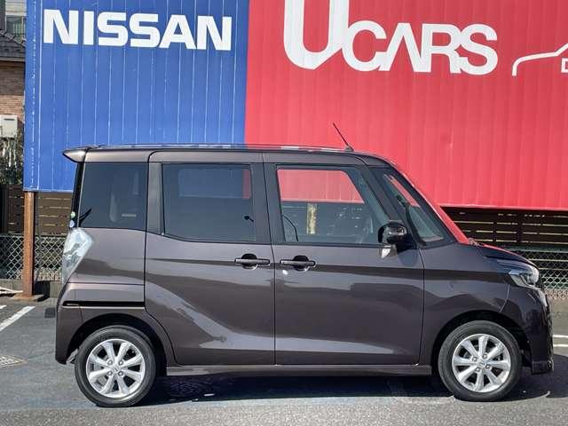 デイズルークス ６６０　ハイウェイスター　Ｘターボ　当社下取ワンオーナー　メモリーナビ　アラ　車線逸脱警報装置　ナビ・ＴＶ　サイドエアバック　Ｗエアバック　アイドリングＳＴＯＰ　ワンオーナー　スマートキー＆プッシュスタート　両側スライド片側電動　ＥＴＣ車載器　禁煙車　盗難防止　Ｂカメラ　アルミ（15枚目）