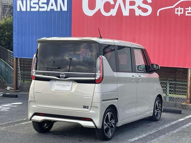 ルークス ６６０　ハイウェイスターＧターボ　当社試乗車　９インチナビ　両側スライド片側電動ドア　助手席エアバッグ　アイドリングストップ機能　インテリキ－　１オーナー　レーンキープ　禁煙車　ＬＥＤヘッドランプ　バックモニター　キーフリー　アルミホイール　盗難防止システム（2枚目）