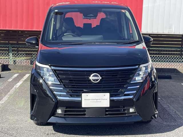 セレナ ２．０　ハイウェイスターＶ　プロパイロット　メーカーナビ　ドラレコ　Ｗ電動スライド　レーダークルコン　レーンアシスト　ＬＥＤランプ　ワンオーナー車　盗難防止システム　ＥＴＣ装備　カーテンエアバッグ　アルミホイール　キーフリー　メモリ－ナビ　ナビＴＶ　記録簿　エアコン（13枚目）