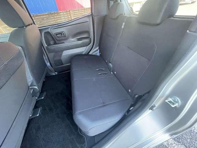 サクラ Ｘ　純正９インチナビ　充電ケーブル　アラウンドヴューモニター　運転席エアバック　ＡＡＣ　ＬＥＤヘッドランプ　試乗車　スマートキー　レーンアシスト　盗難防止システム　禁煙車　キーレスエントリー　ワンオーナー　バックモニター　アルミホイール（12枚目）