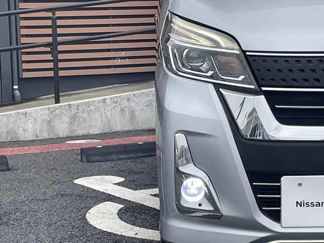 デイズルークス 660 ハイウェイスターX 当社下取り車 レーダーブレーキサポート パワースライドア iストップ 全周囲モニタ メモリナビ Bカメラ ナビ&TV 車線逸脱警告 エアコン 記録簿有 LEDライト Wエアバック ワンセグTV キーレス ABS(8枚目)