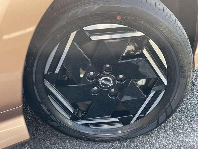 リーフ e+ X 当社試乗車・ クルーズコントロール カーナビ ETC バックカメラ メモリーナビ オートエアコン サイドエアバック Wエアバック AW キーフリー 禁煙車 ABS イモビライザー レーダーブレーキ レーンアシスト(8枚目)