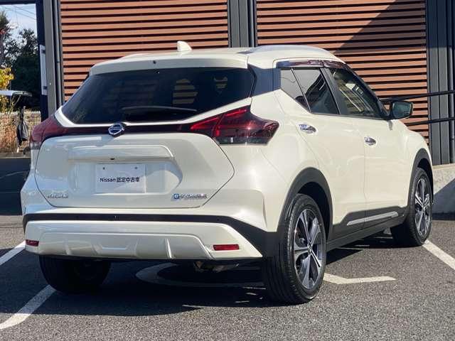 キックス １．２　Ｘ　スタイルエディション　（ｅ－ＰＯＷＥＲ）　レーダークルーズ　被害軽減ブレーキ　ＬＥＤヘッドライト　アラウンドビューモニター　インテリジェントキー　アイドリングストップ　メモリ－ナビ　エアコン　パワステ　キーレス　パワーウィンドウ　ＡＢＳ（2枚目）